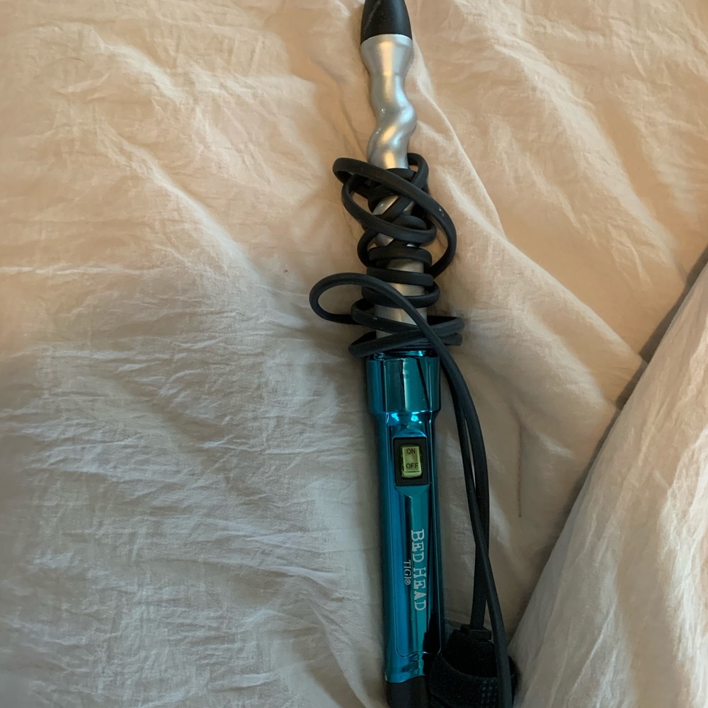 Bed head curling wand